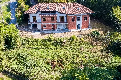 Villa in vendita ad Agra - foto 8