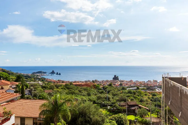 Appartamento in vendita ad Aci Castello - foto 1