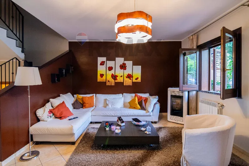 Villa in vendita a Viagrande - foto 1