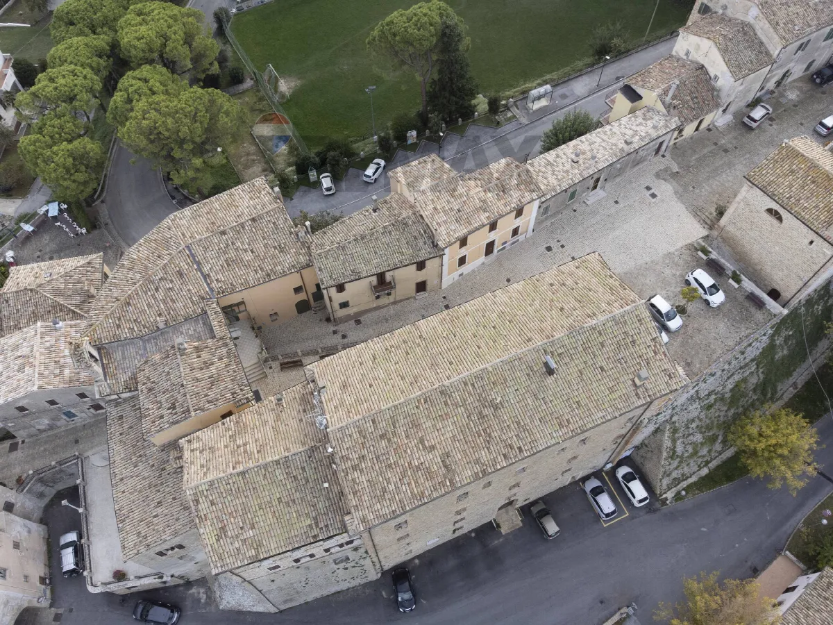 Appartamento in vendita a Monte Roberto - foto 3