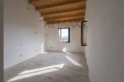 Appartamento in vendita a Monte Roberto - foto 8