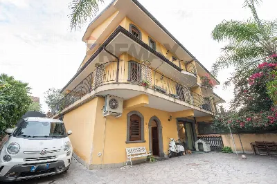 Villa in vendita a Tremestieri Etneo - foto 1
