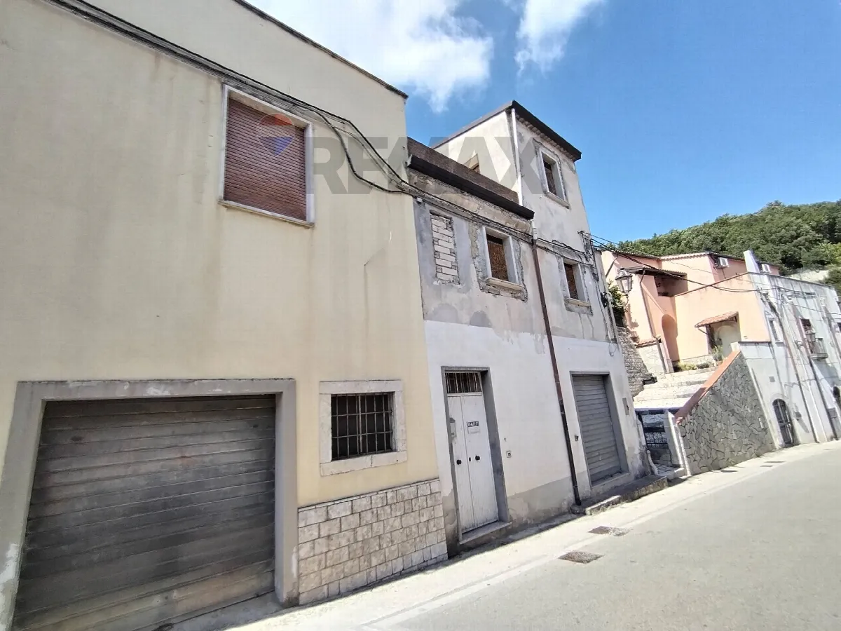 Casa Indipendente in vendita a San Lupo - foto 2