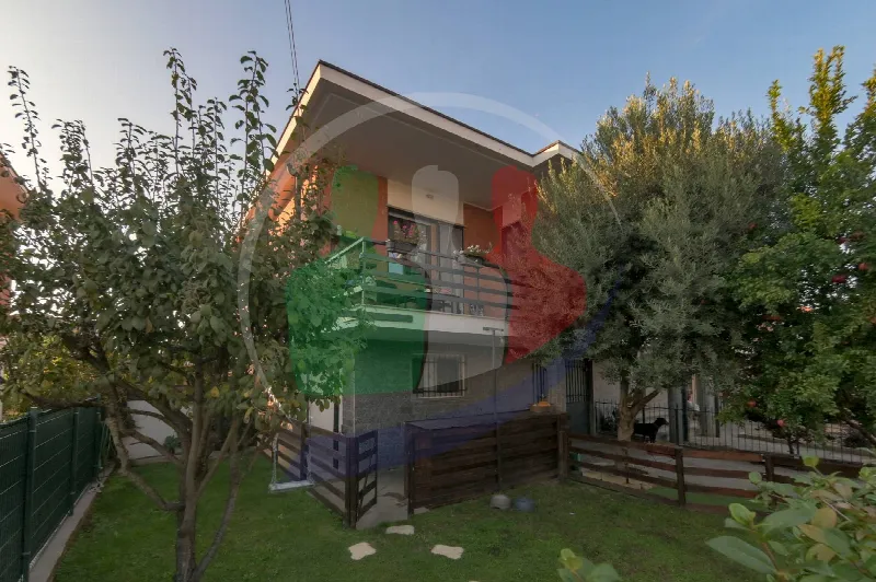 Villa in vendita a La Loggia - foto 1