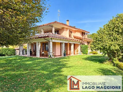 Villa in vendita a Travedona-Monate - foto 1