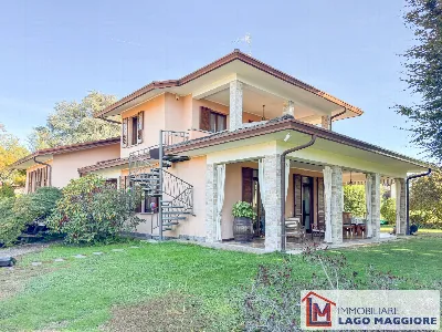Villa in vendita a Travedona-Monate - foto 9