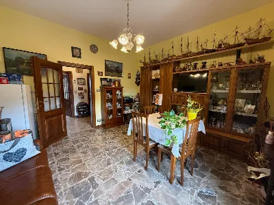Appartamento in vendita a Castelfranco Emi... - foto 2