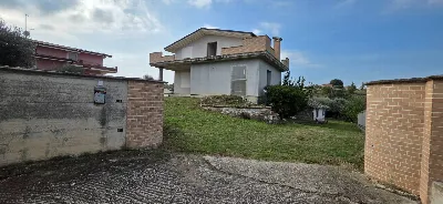 Villa in vendita a Sant'Omero - foto 3