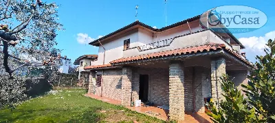 Casa Indipendente a Oriolo Romano