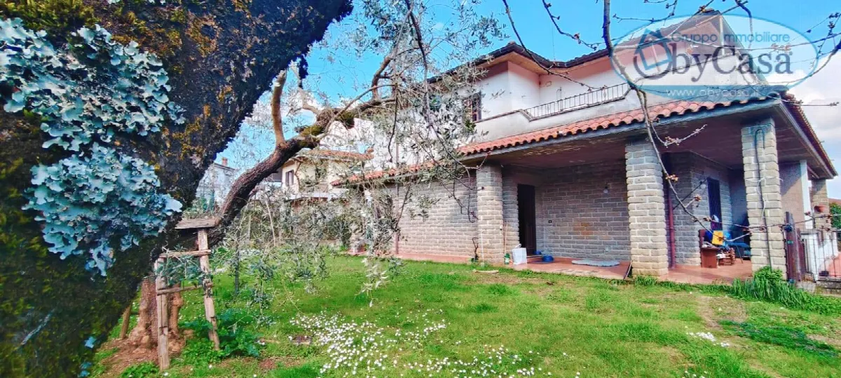 Casa Indipendente in vendita a Oriolo Romano - foto 2