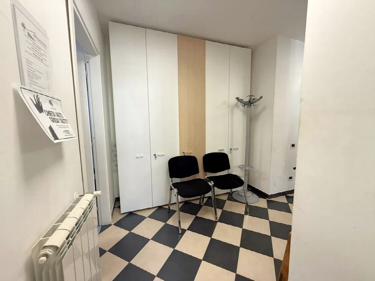 Ufficio in vendita a Imperia, Oneglia - foto 2