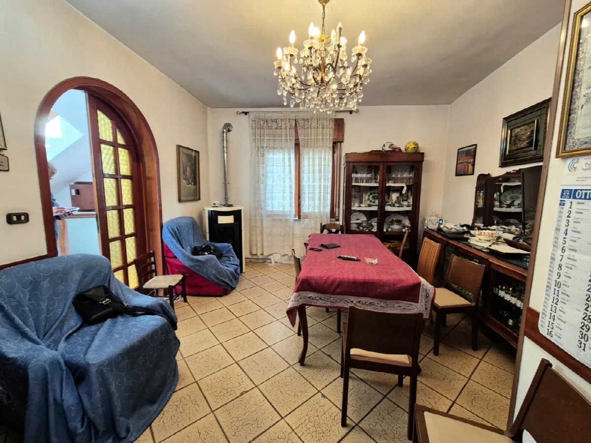 Palazzo/Stabile in vendita a Caivano - foto 3