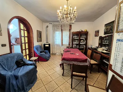 Palazzo/Stabile in vendita a Caivano - foto 3