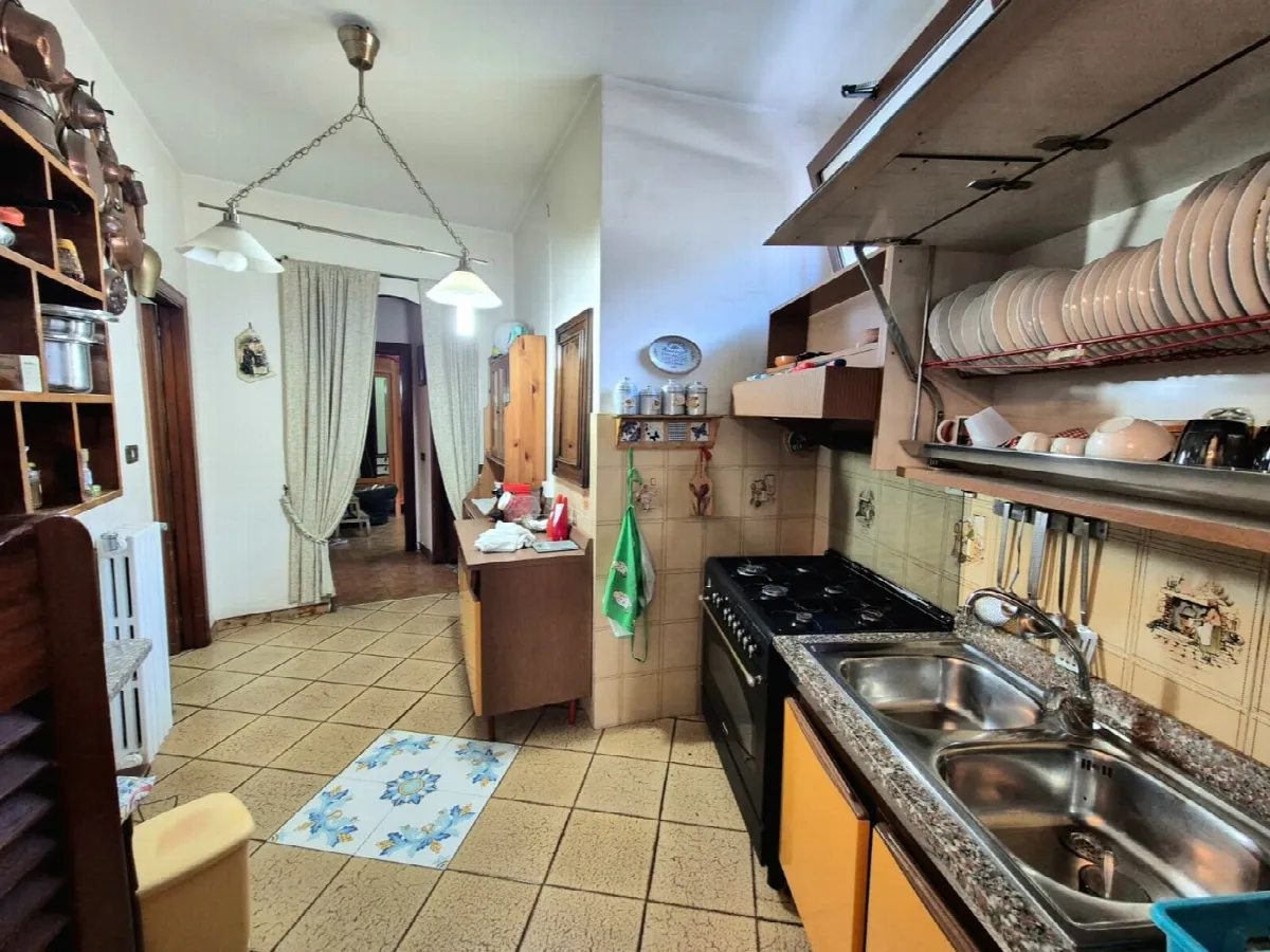 Palazzo/Stabile in vendita a Caivano - foto 4
