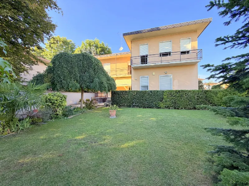 Villa in vendita a Inveruno - foto 1