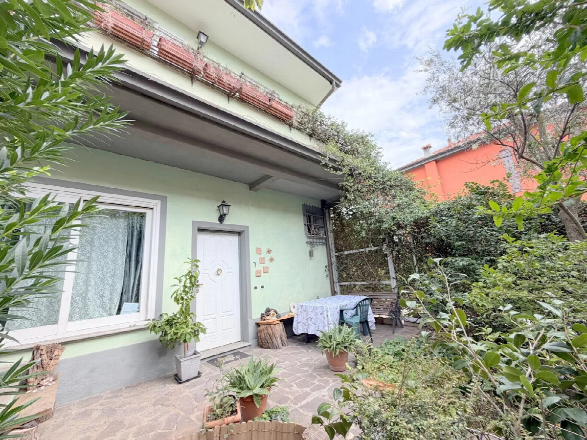 Casa Indipendente in vendita a Casorezzo - foto 3