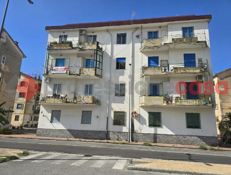 Appartamento in vendita a Salerno, Pastena, Pastena Alta, Mercatello, Mariconda - foto 1
