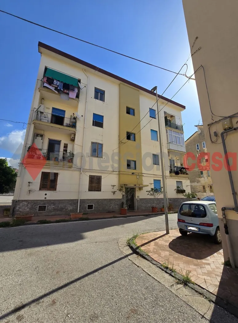 Appartamento in vendita a Salerno, Pastena, Pastena Alta, Mercatello, Mariconda - foto 2