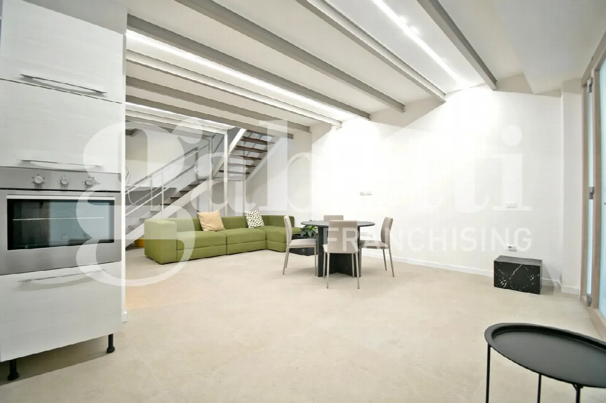 Appartamento in vendita a Cagliari, Centro - foto 2