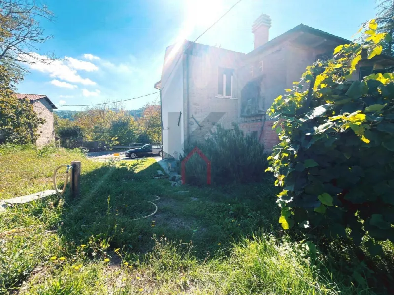 Casa Indipendente in vendita a Rocca San Casciano - foto 1