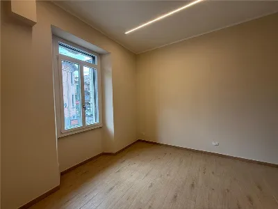 Ufficio in vendita a Lecco, Centro, Lungol... - foto 2