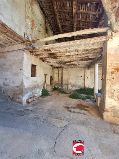 Rustico/Casale in vendita a Capriano del C... - foto 4