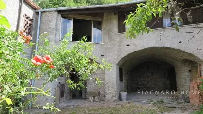 Rustico/Casale in vendita a Pontremoli - foto 2
