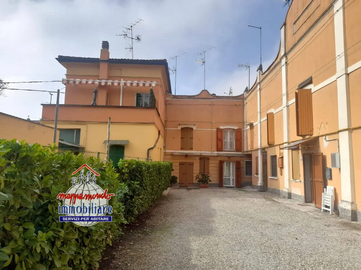 Villa in vendita a Calderara di Reno - foto 2