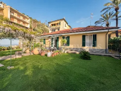 Villa in vendita a Bordighera - foto 1