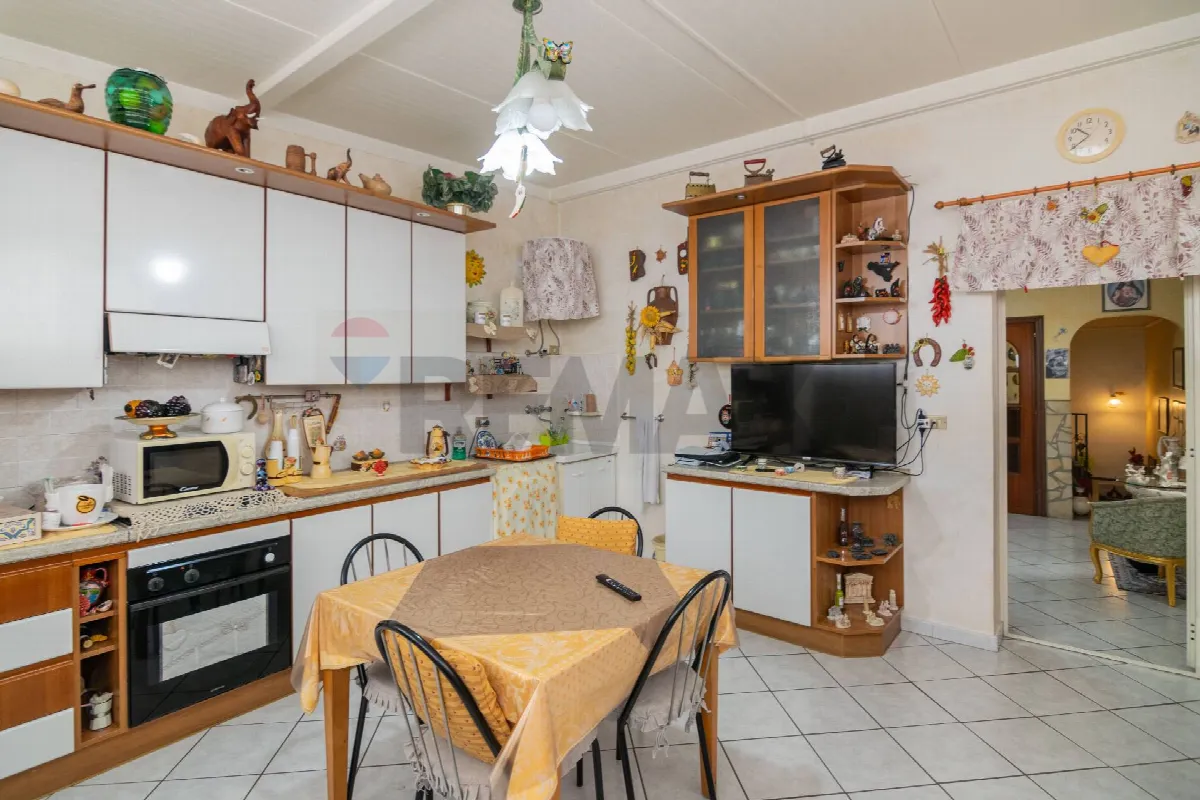 Appartamento in vendita a Catania, Centro Storico, Porto - foto 2