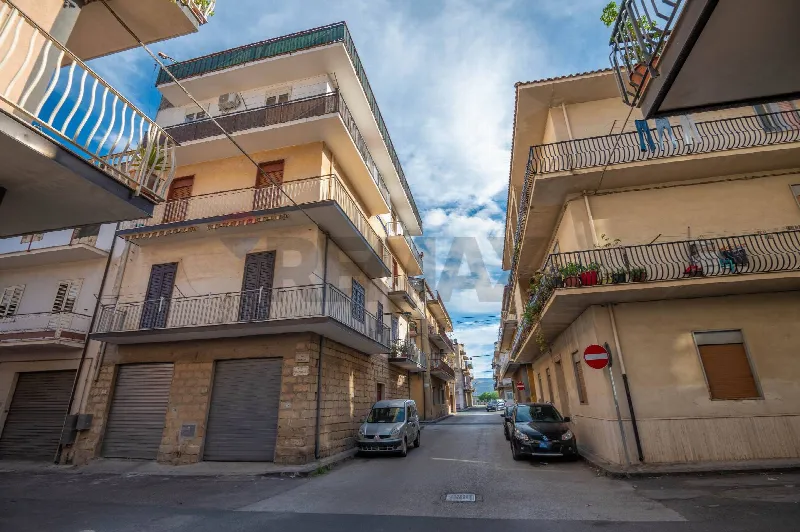 Appartamento in vendita a Francofonte, Bellini, Tribunale, Corso Italia - foto 1