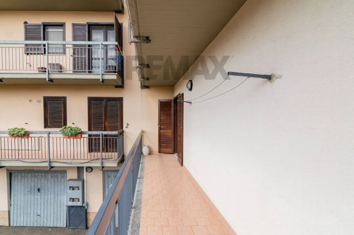 Appartamento in vendita ad Aci Catena - foto 2