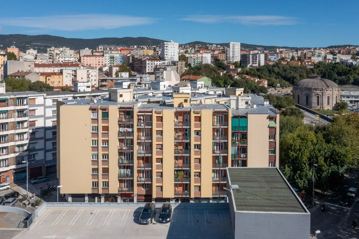 Appartamento in vendita a Trieste, San Giacomo, Chiarbola, Ponziana - foto 2