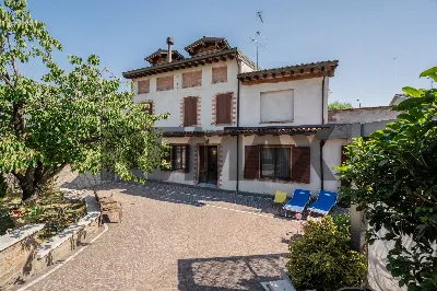 Villa in vendita a Viadana - foto 1