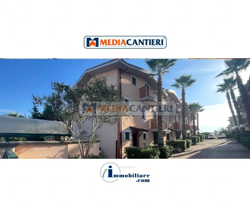 Villa in vendita a Città Sant'Angelo - foto 1