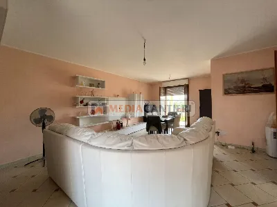 Villa in vendita a Città Sant'Angelo - foto 2
