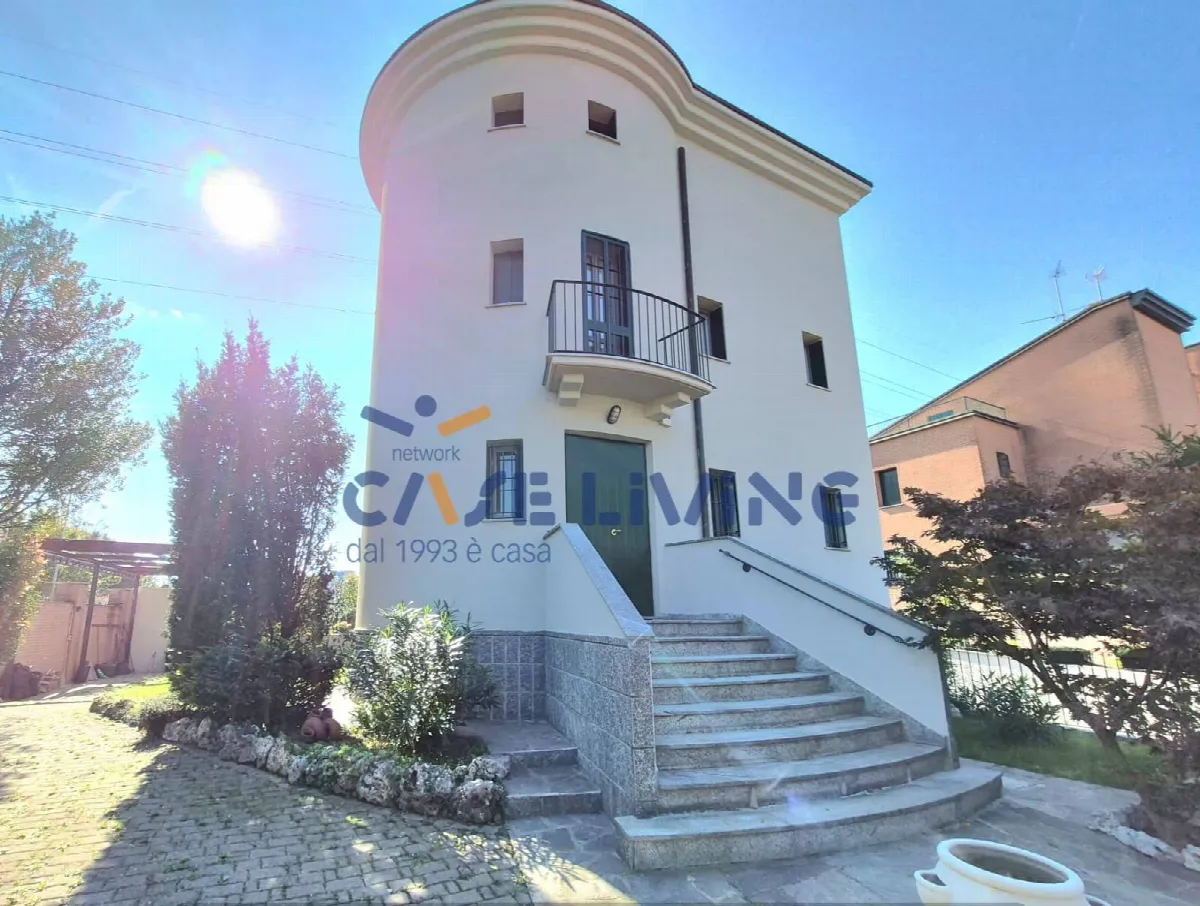 Villa in vendita a Bollate - foto 3