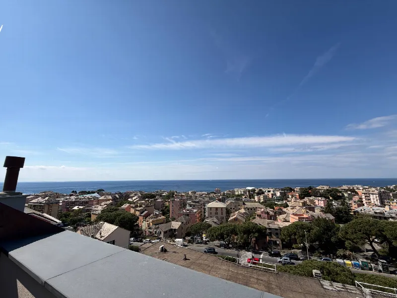 Appartamento in vendita a Genova, Quarto, Quinto, Sant'ilario - foto 1
