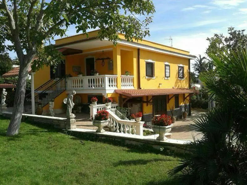 Villa in vendita ad Aprilia - foto 1