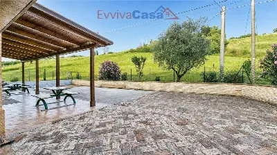 Rustico/Casale in vendita a Ostra Vetere - foto 8