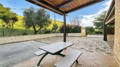Rustico/Casale in vendita a Ostra Vetere - foto 9