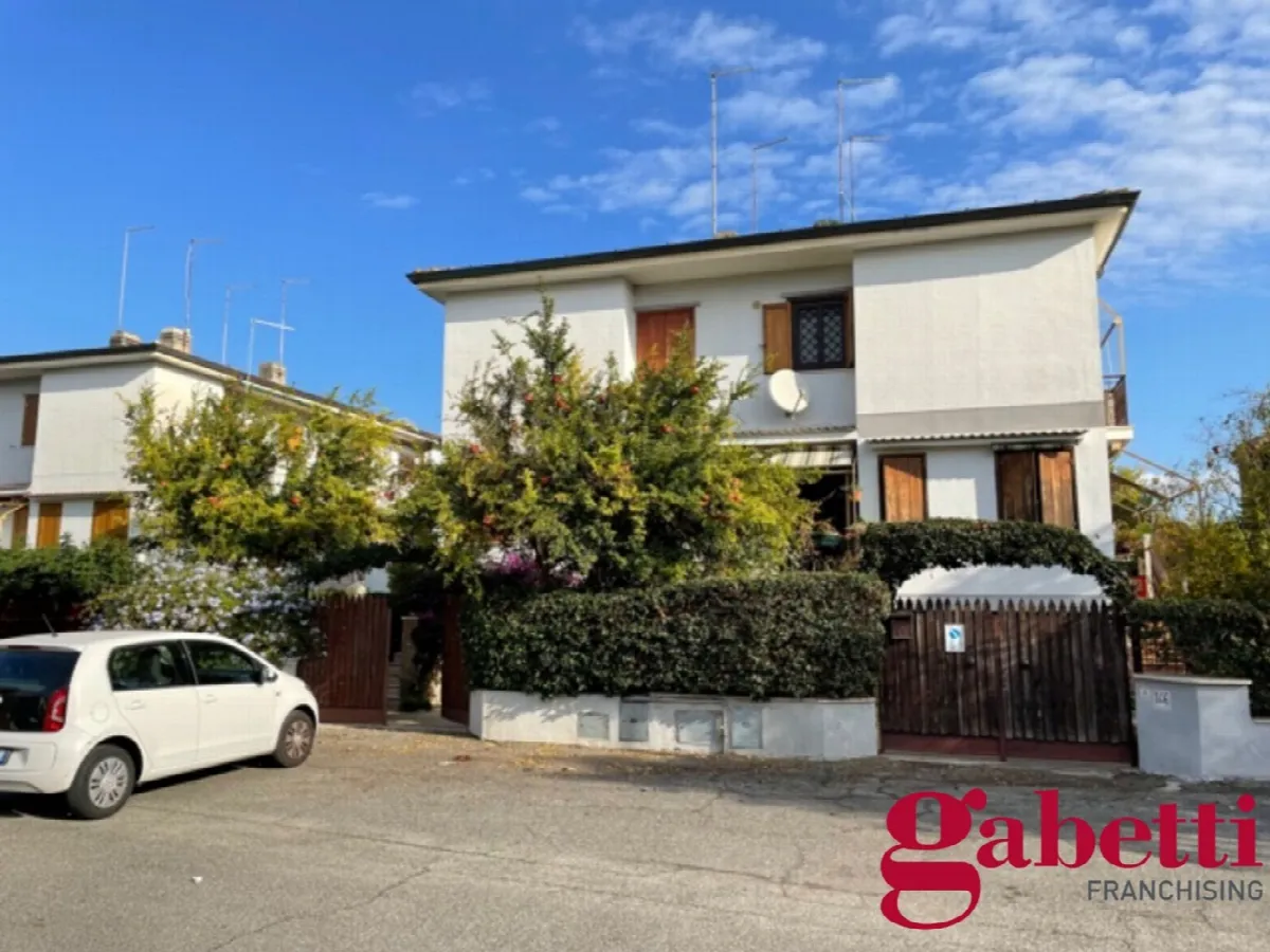 Villetta a schiera in vendita a Santa Marinella - foto 3