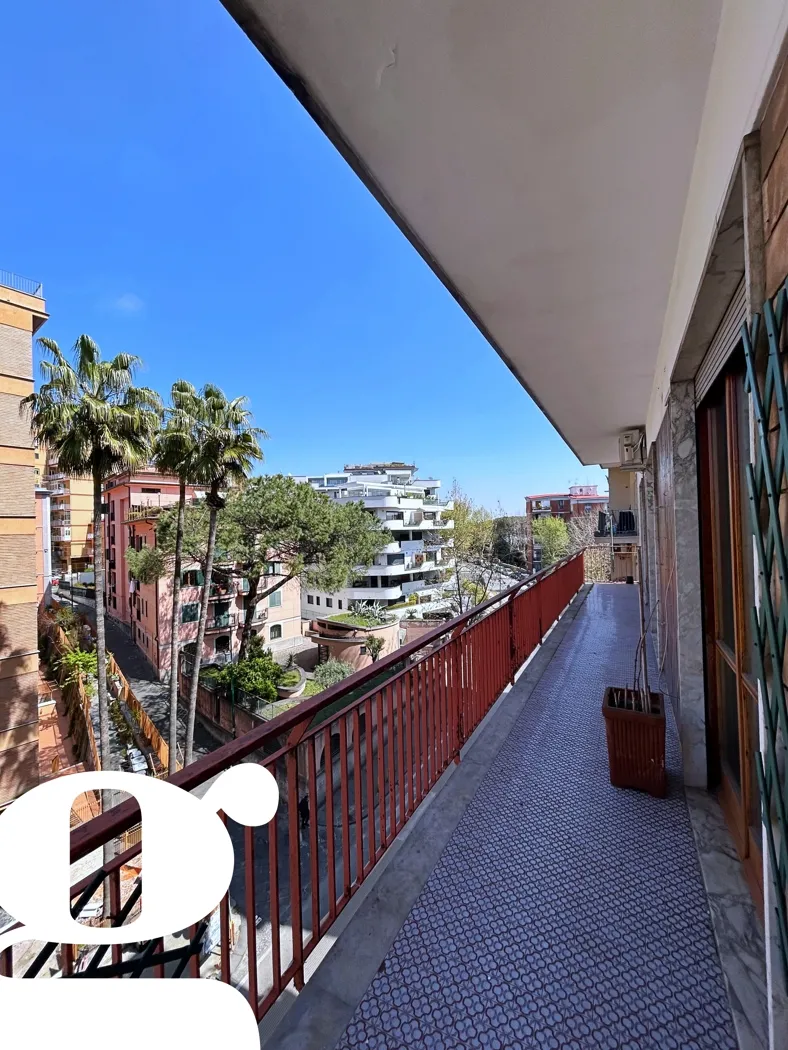 Appartamento in vendita a Napoli, Vomero, Arenella - foto 2