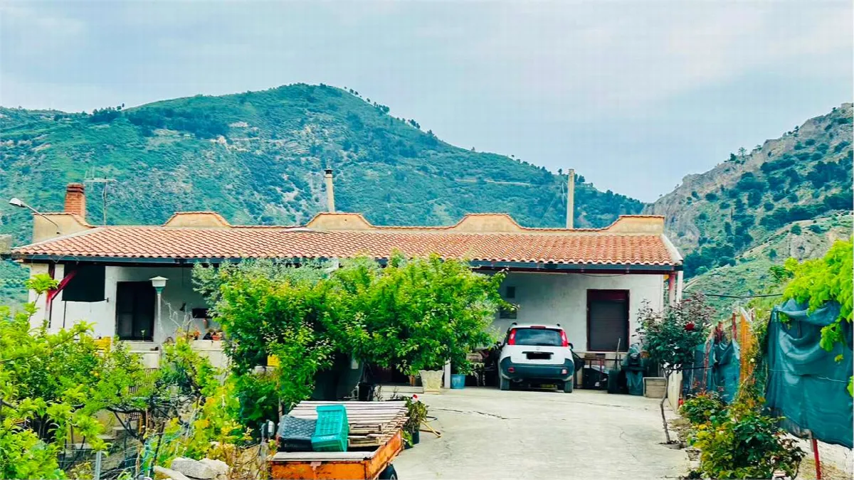 Villa in vendita a Burgio - foto 2