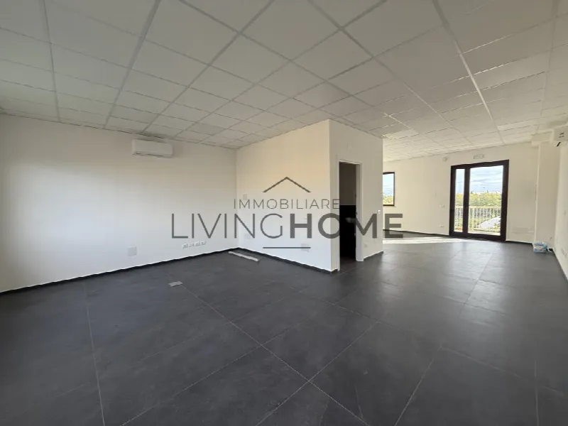Ufficio in vendita a Cesena, Sant'egidio, Vigne, Villa Chiaviche, Calabrina, Gattolino, San Giorgio - foto 1