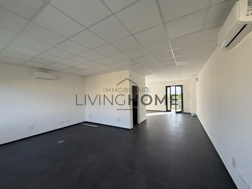 Ufficio in vendita a Cesena, Sant'egidio, Vigne, Villa Chiaviche, Calabrina, Gattolino, San Giorgio - foto 2