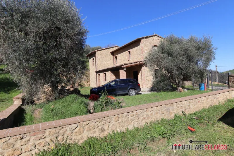 Rustico/Casale in vendita a Volterra - foto 1