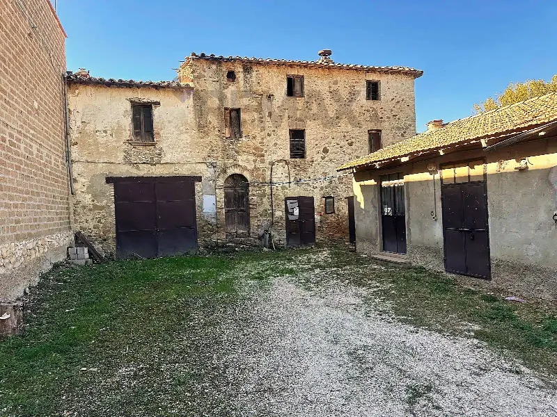 Rustico/Casale in vendita a Bettona - foto 1