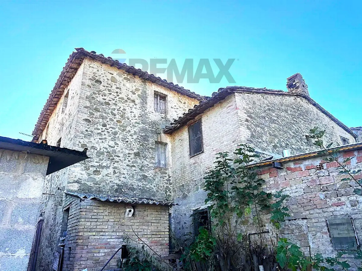 Rustico/Casale in vendita a Bettona - foto 4