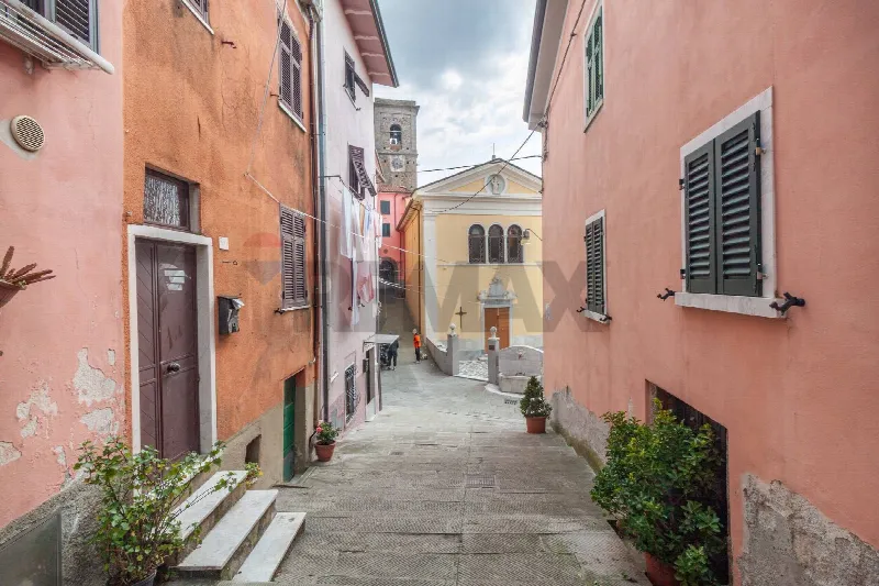 Appartamento in vendita a Carrara, Gragnana, Sorgnano, Torano - foto 1